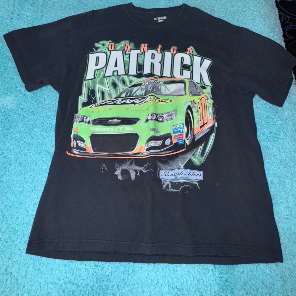 Danica Patrick NASCAR Racing T-Shirt Black Size L Short‎ Sleeve Graphic